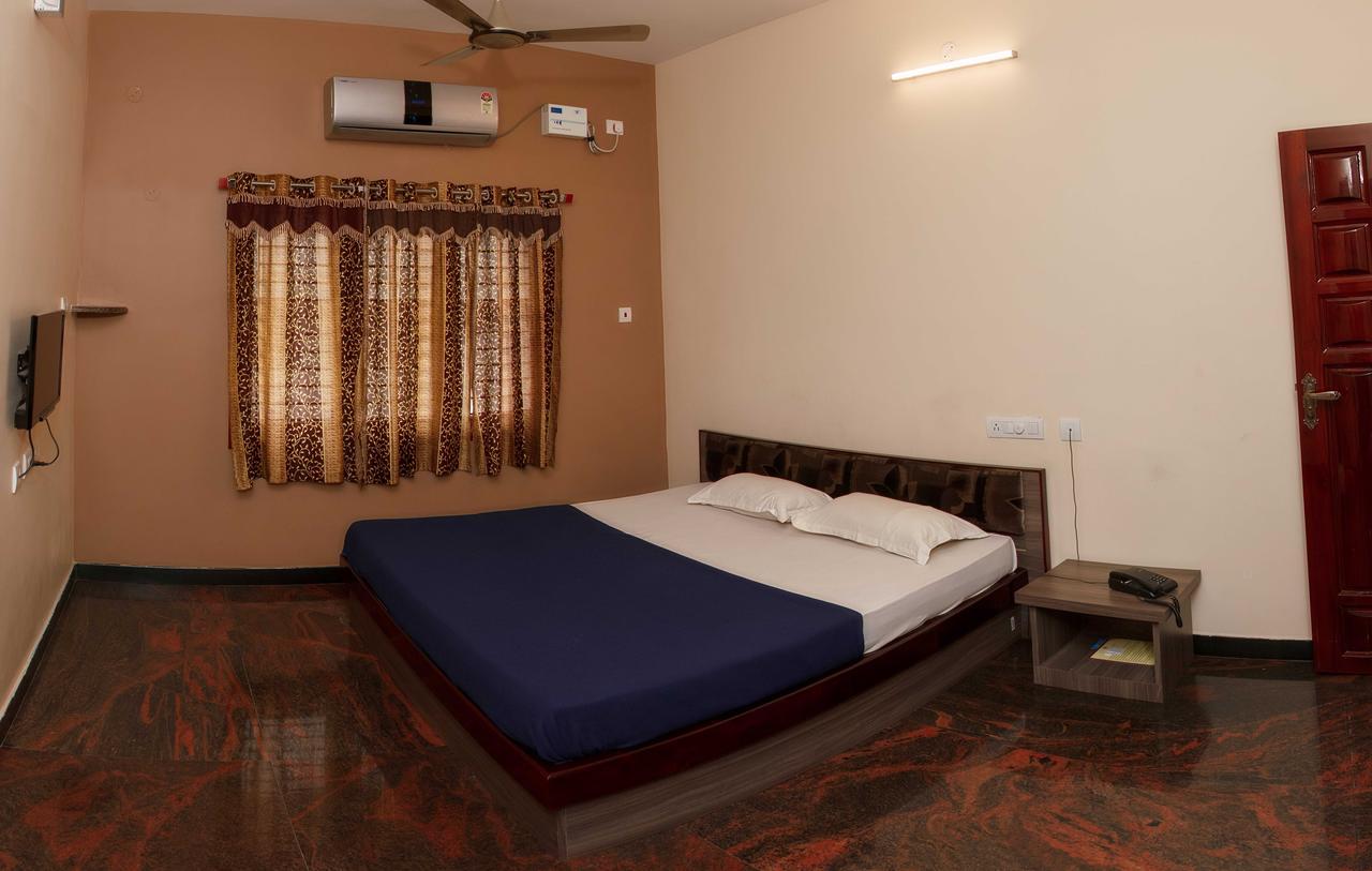 Hotel Sri Hayagriva Tiruchirappalli Екстер'єр фото